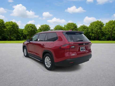 New 2026 Toyota Grand Highlander FWD image 5