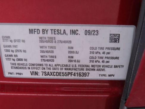 Used 2023 Tesla Model X image 21