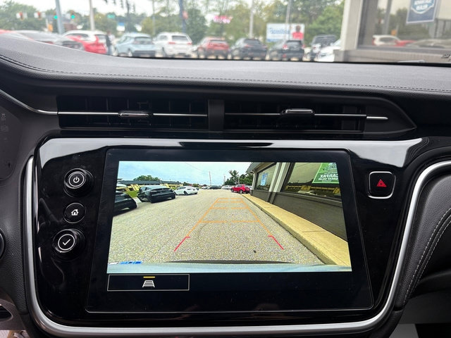 Used 2023 Chevrolet Bolt EUV LT FWD image 32