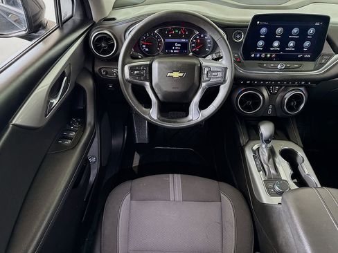 Used 2024 Chevrolet Blazer LT w/ Convenience Package FWD image 19
