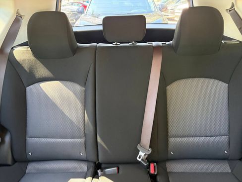 Used 2025 Kia Soul LX w/ LX Technology Package FWD image 36