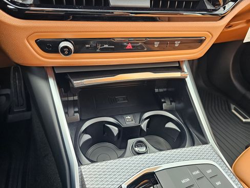 New 2026 BMW 330i xDrive Sedan w/ M Sport Package image 22
