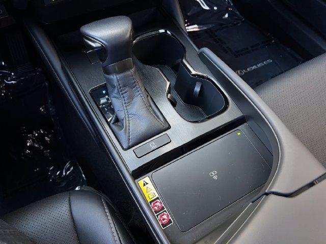 Used 2025 Lexus ES 350 w/ Premium Package FWD image 21