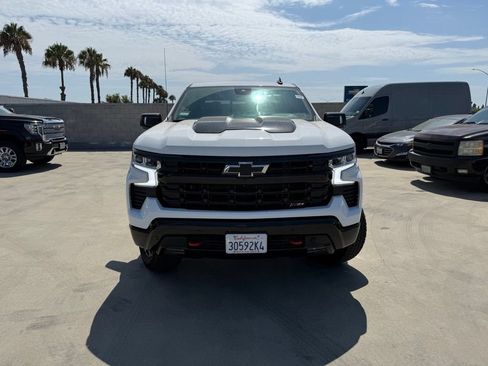 Used 2026 Chevrolet Silverado 1500 LT Trail Boss w/ LT Trail Boss Premium Package AWD/4WD image 2