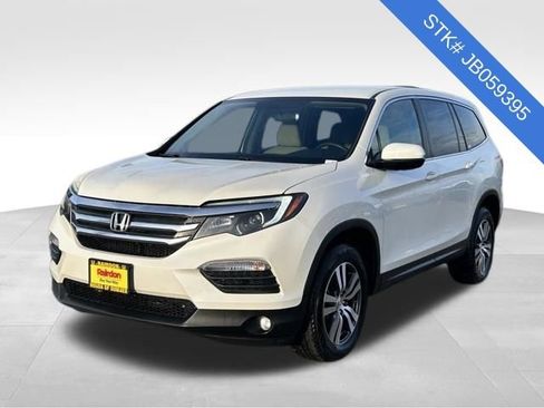 Used 2018 Honda Pilot EX image 3