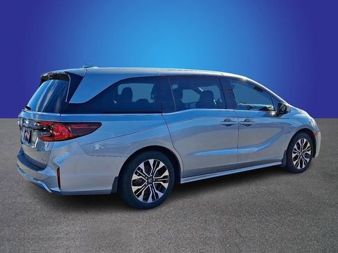 Used 2025 Honda Odyssey Elite image 4
