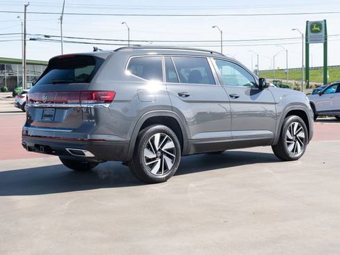 New 2026 Volkswagen Atlas SE image 6