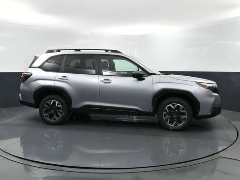 Used 2026 Subaru Forester Premium image 41