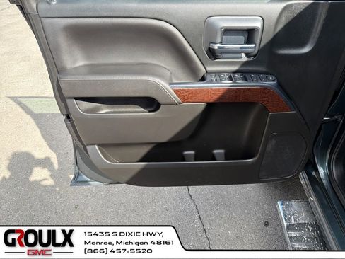 Used 2017 GMC Sierra 2500 SLE w/ SLE Preferred Package image 11