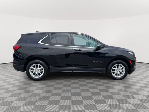 Used 2023 Chevrolet Equinox LT AWD/4WD image 4