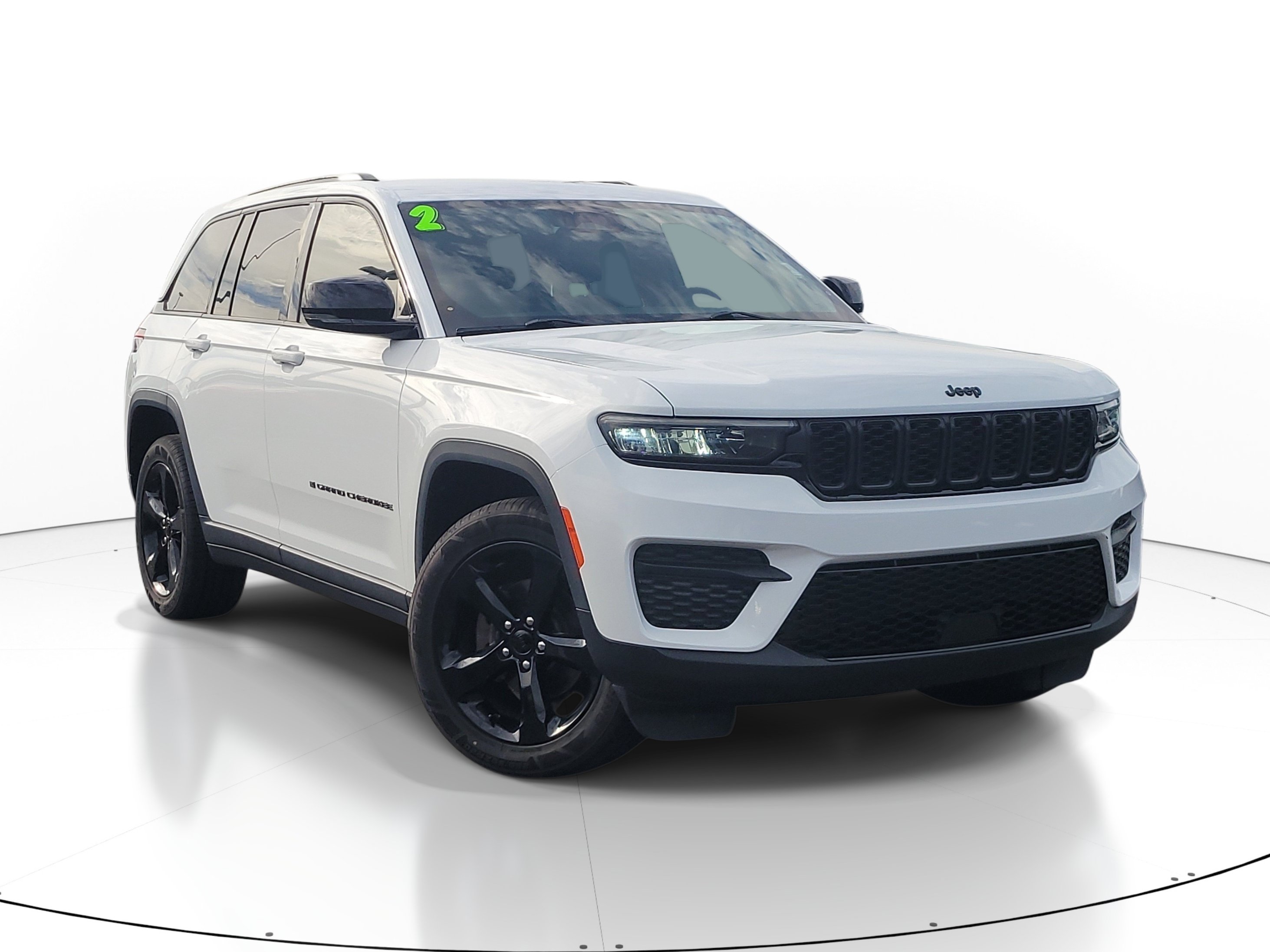 Used 2022 Jeep Grand Cherokee Altitude AWD/4WD image 1