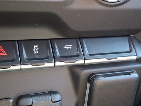 Used 2024 GMC Sierra 1500 Pro w/ Convenience Package image 26