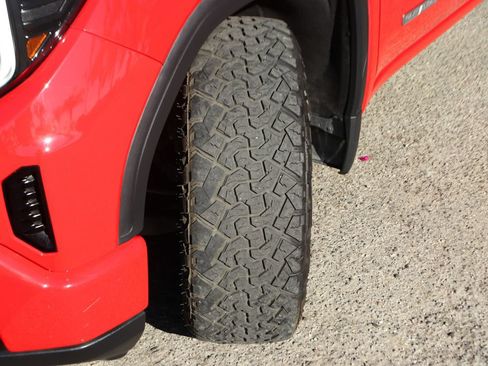 Used 2022 GMC Sierra 1500 Elevation RWD image 40