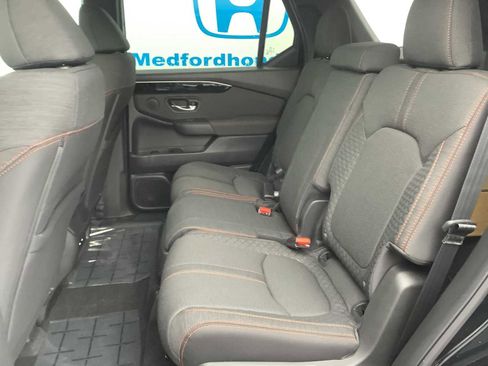 New 2026 Honda Pilot Sport image 13