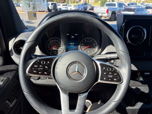 Used 2024 Mercedes-Benz Sprinter 2500 image 4