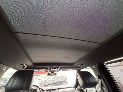 Used 2016 Land Rover Range Rover Long Wheelbase Supercharged image 12