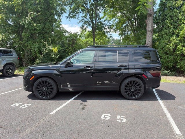 Used 2025 Hyundai Santa Fe Calligraphy AWD/4WD image 8