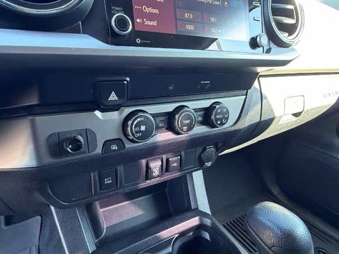 Used 2020 Toyota Tacoma SR5 image 14