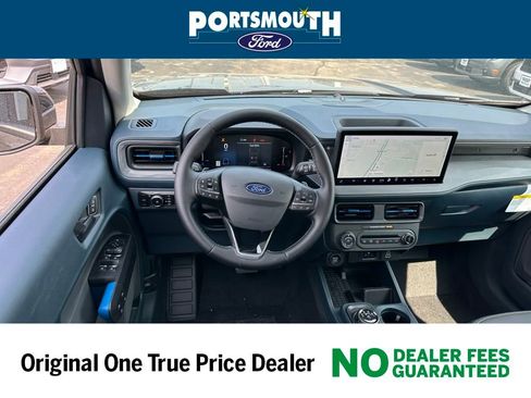 New 2025 Ford Maverick Lobo image 7