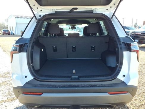 New 2026 Chevrolet Equinox LT image 15