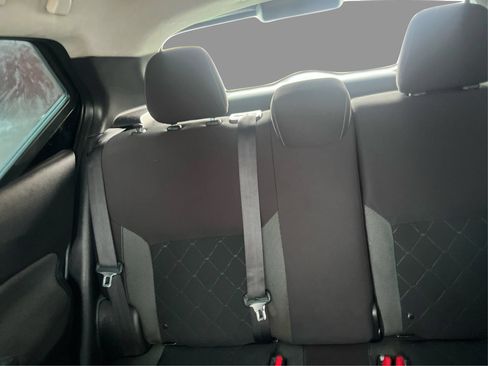 Used 2019 Nissan Kicks SV FWD image 17