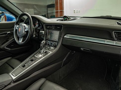 Certified 2015 Porsche 911 Targa 4S image 53