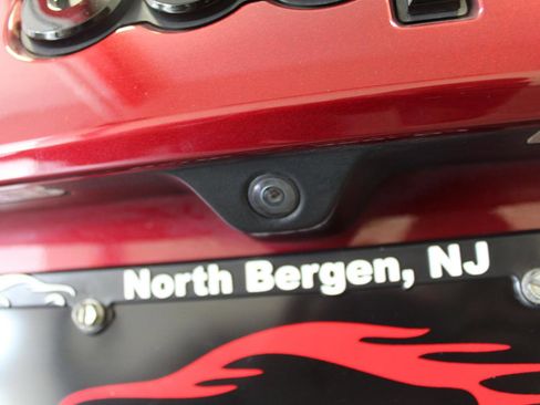 Used 2021 Jeep Grand Cherokee Laredo X image 31