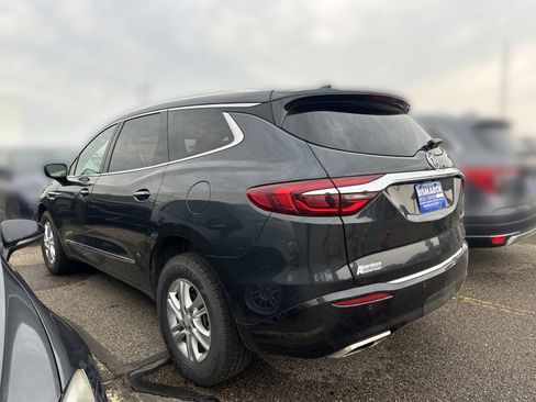 Used 2019 Buick Enclave Essence AWD/4WD image 4