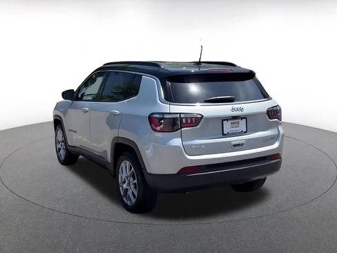 Used 2025 Jeep Compass Limited AWD/4WD image 11