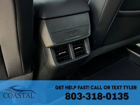Used 2025 Chevrolet Equinox LT w/ Convenience Package II FWD image 21