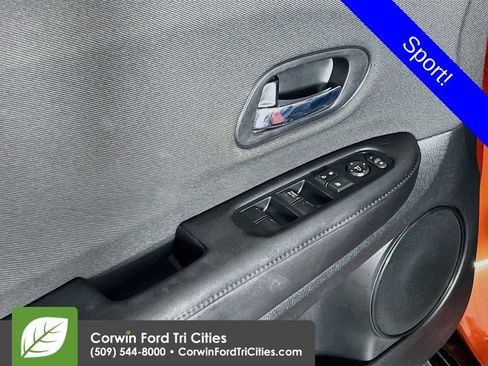Used 2020 Honda HR-V Sport image 12