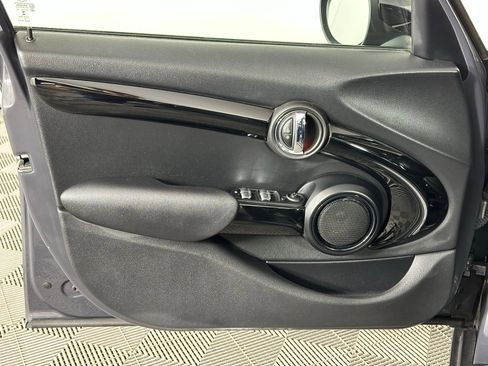 Used 2019 MINI Cooper S w/ Storage Package FWD image 33