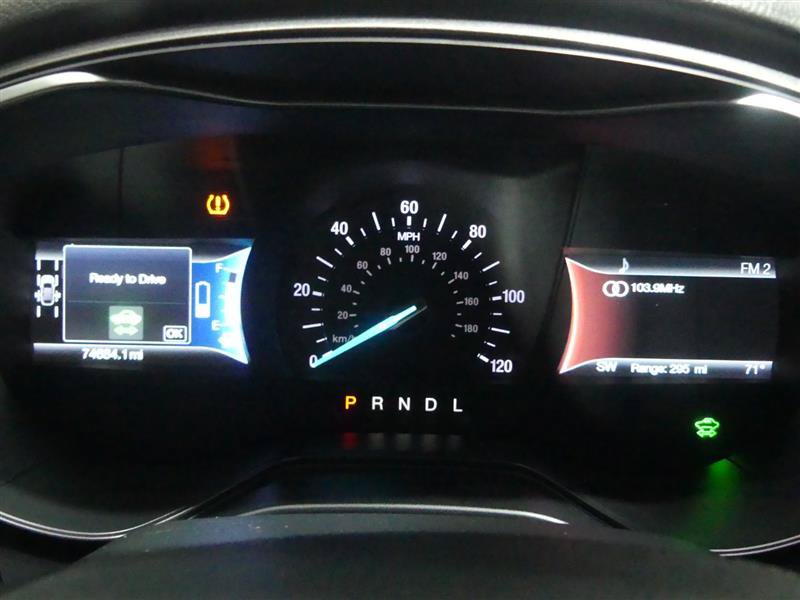 Used 2019 Ford Fusion SE FWD image 30