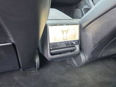 Used 2025 Tesla Model 3 Long Range AWD/4WD image 29