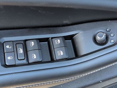 New 2026 Jeep Grand Cherokee L 4WD image 15