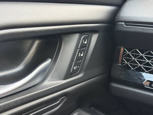 Used 2023 Honda Accord EX-L image 30
