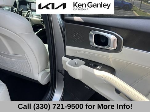 Certified 2023 Kia Sorento SX Prestige AWD/4WD image 57