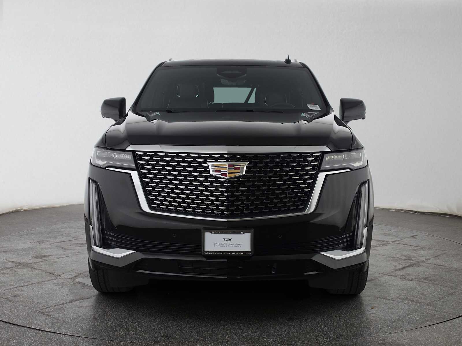 Used 2023 Cadillac Escalade Premium Luxury AWD/4WD image 8