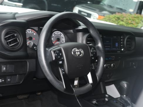 Used 2021 Toyota Tacoma SR AWD/4WD image 8