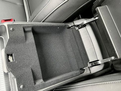 New 2025 Jeep Grand Cherokee L Limited image 23