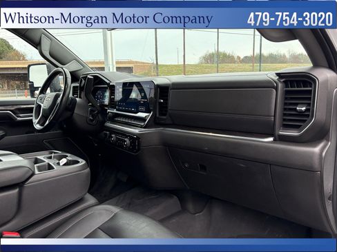 Used 2024 Chevrolet Silverado 2500 LTZ AWD/4WD image 17
