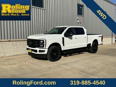 New 2026 Ford F350 Lariat w/ Black Appearance Package