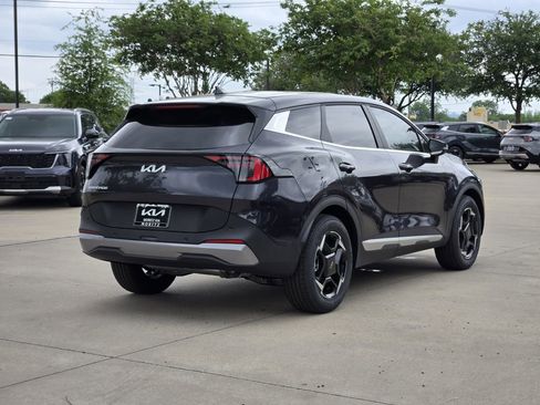 New 2026 Kia Sportage EX FWD image 4