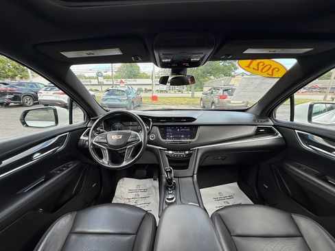 Used 2021 Cadillac XT5 Premium Luxury AWD/4WD image 12