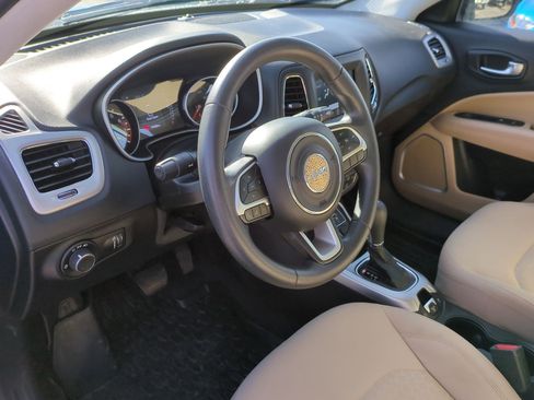 Used 2020 Jeep Compass Sport image 14