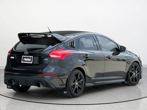 Used 2017 Ford Focus RS AWD/4WD image 2