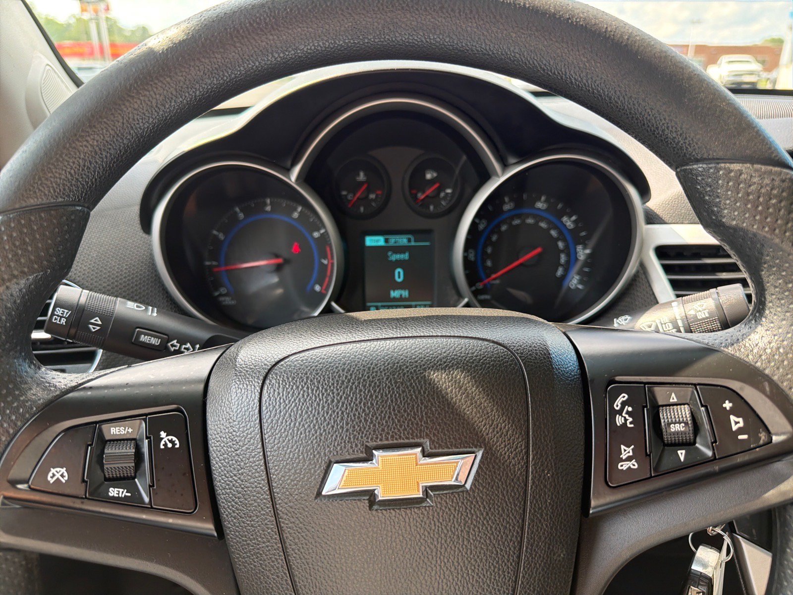 Used 2015 Chevrolet Cruze LT w/ Technology Package FWD image 12