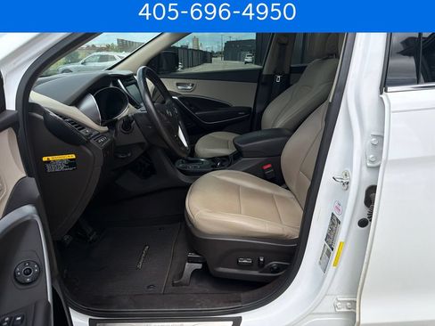 Used 2017 Hyundai Santa Fe Sport w/ 2.4L Tech Package 04 FWD image 10