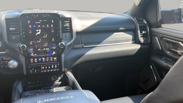 Used 2019 RAM 1500 Limited AWD/4WD image 16