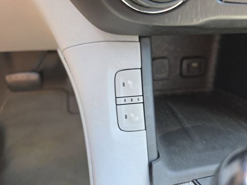 Used 2019 GMC Acadia SLT FWD image 27